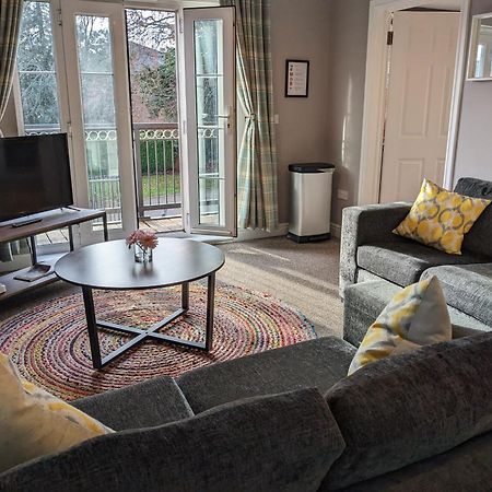 Stylish Modern Apartment, Free Secure Parking Allesley Extérieur photo